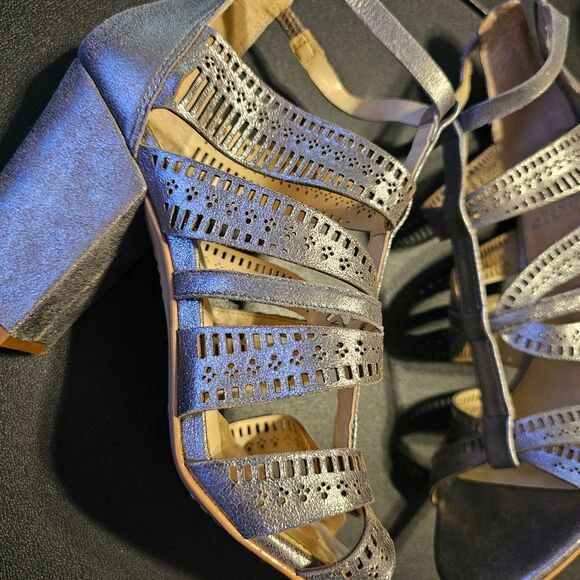 Vince Camuto Silver Suede Strappy Block Heels - Picture 4 of 8